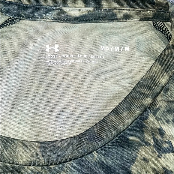 Under Armour Green and Black Patterned Shirt - Picture 2 of 5